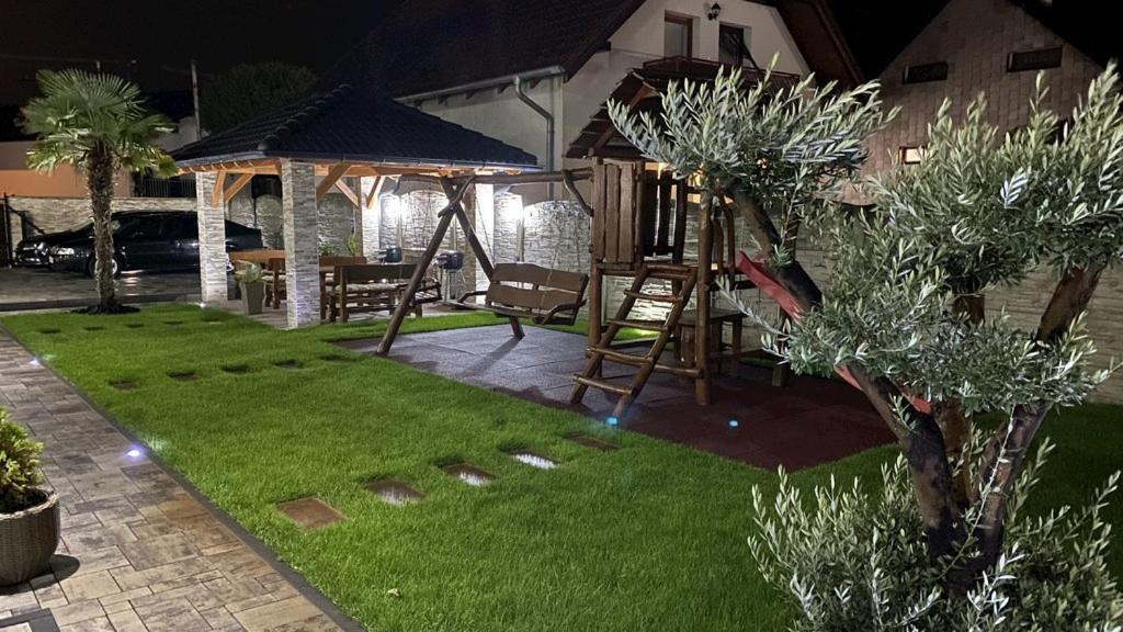 Veľký Meder Eugen Apartman מראה חיצוני תמונה