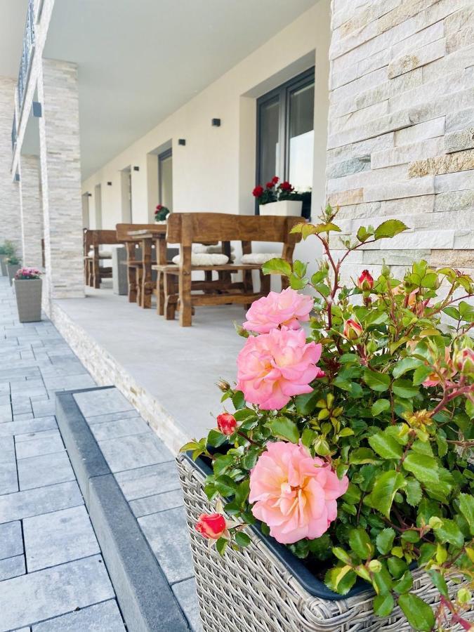 Veľký Meder Eugen Apartman מראה חיצוני תמונה
