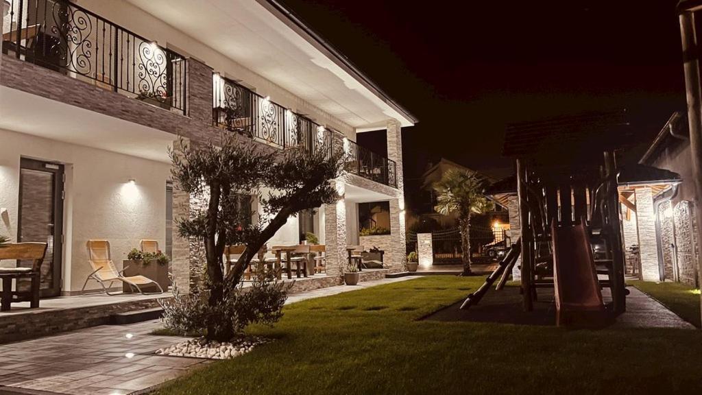 Veľký Meder Eugen Apartman מראה חיצוני תמונה
