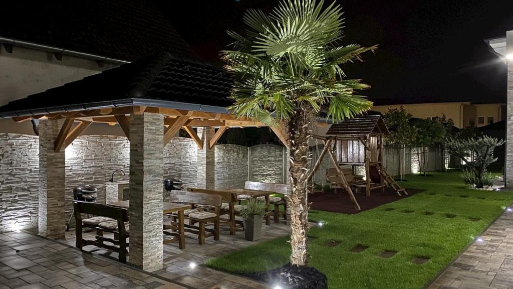 Veľký Meder Eugen Apartman מראה חיצוני תמונה