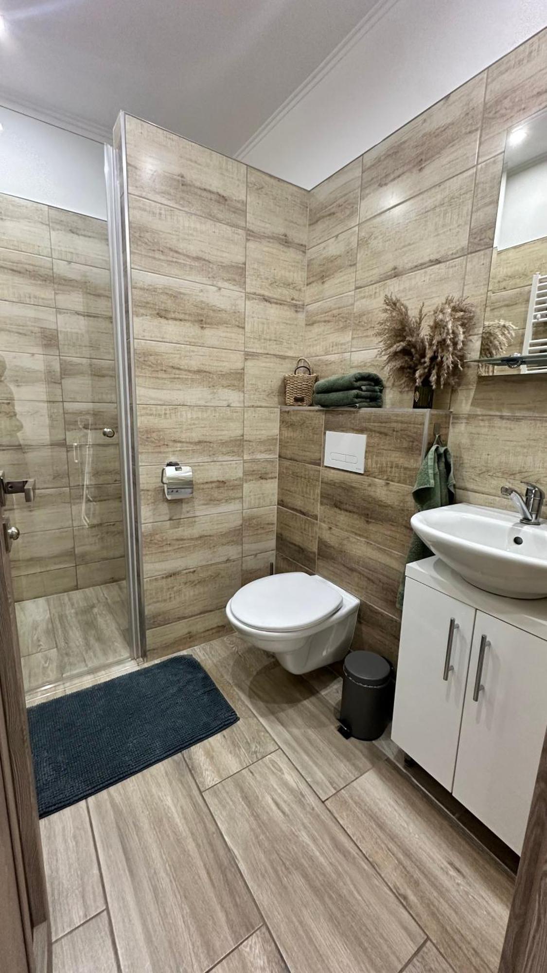 Veľký Meder Eugen Apartman מראה חיצוני תמונה