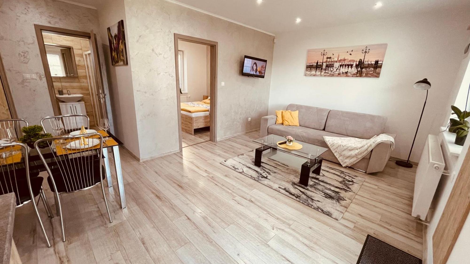 Veľký Meder Eugen Apartman מראה חיצוני תמונה
