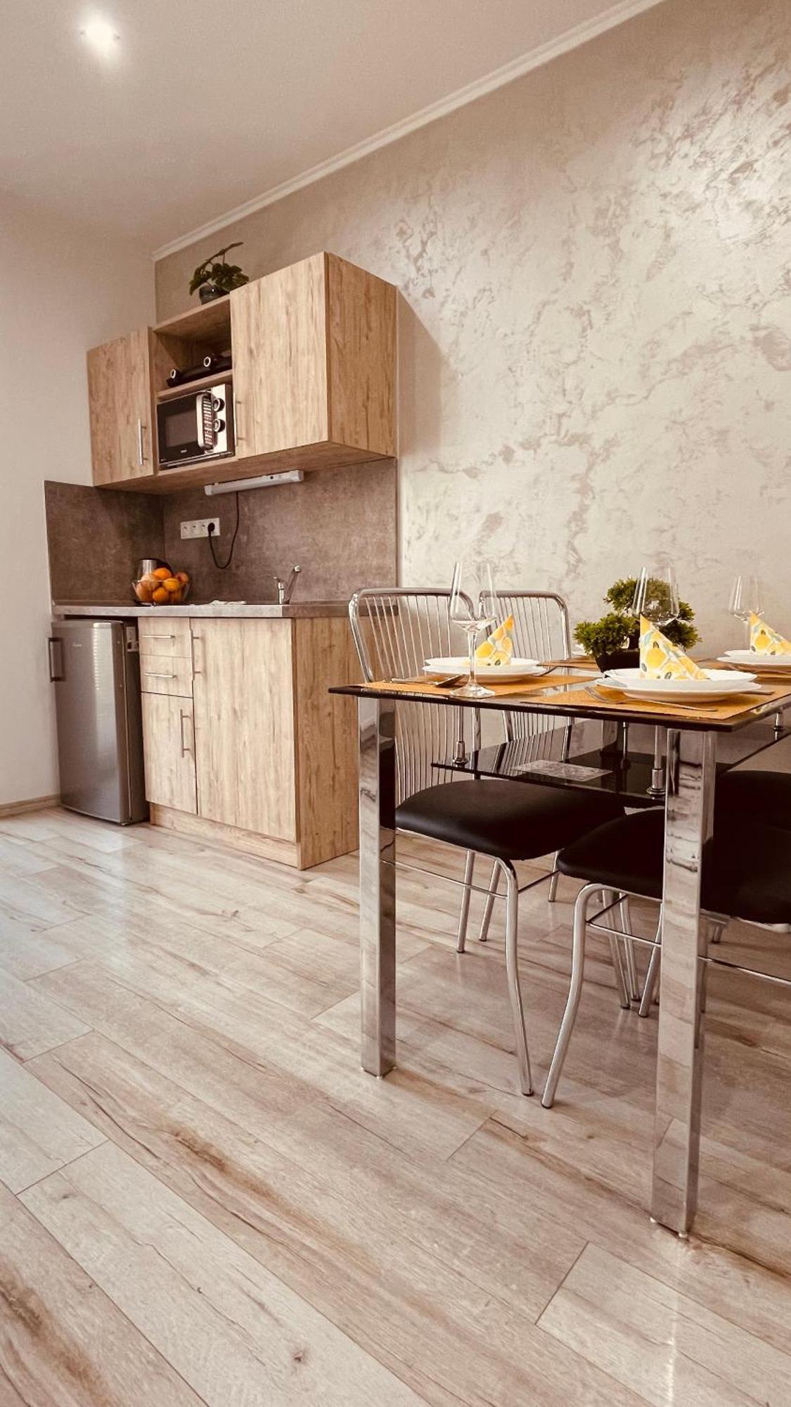 Veľký Meder Eugen Apartman מראה חיצוני תמונה